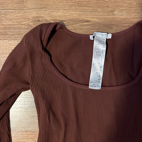 Brown Ribbed Long Sleeve - Picture 2 of 3